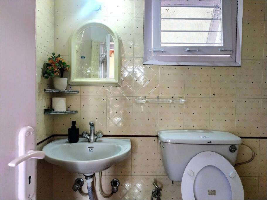 Whistling Thrush Cottage, Bhimtal Nainital Ngoại thất bức ảnh